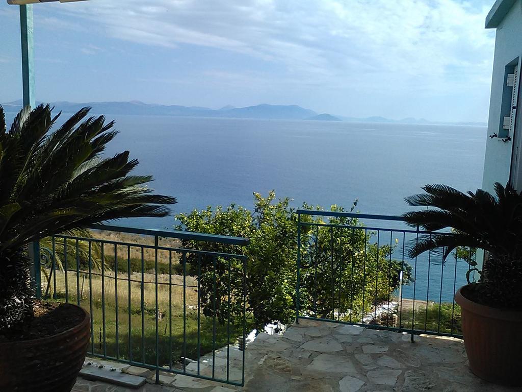 Villa Castle Sea View Parálion Ástros Екстериор снимка