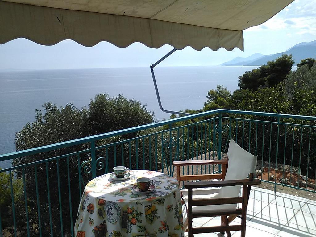 Villa Castle Sea View Parálion Ástros Екстериор снимка